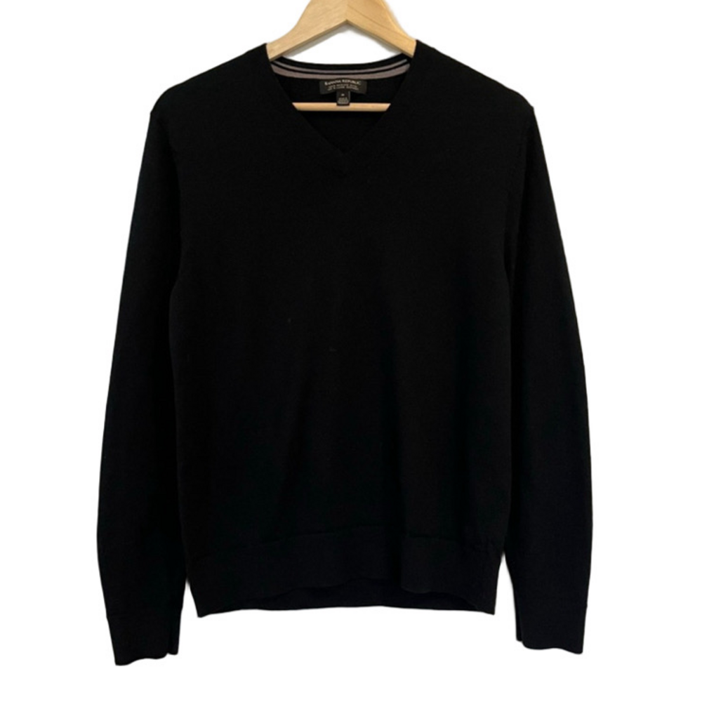 Banana Republic Black 100% Merino Wool V-Neck Sweater Super Soft Classic Casual